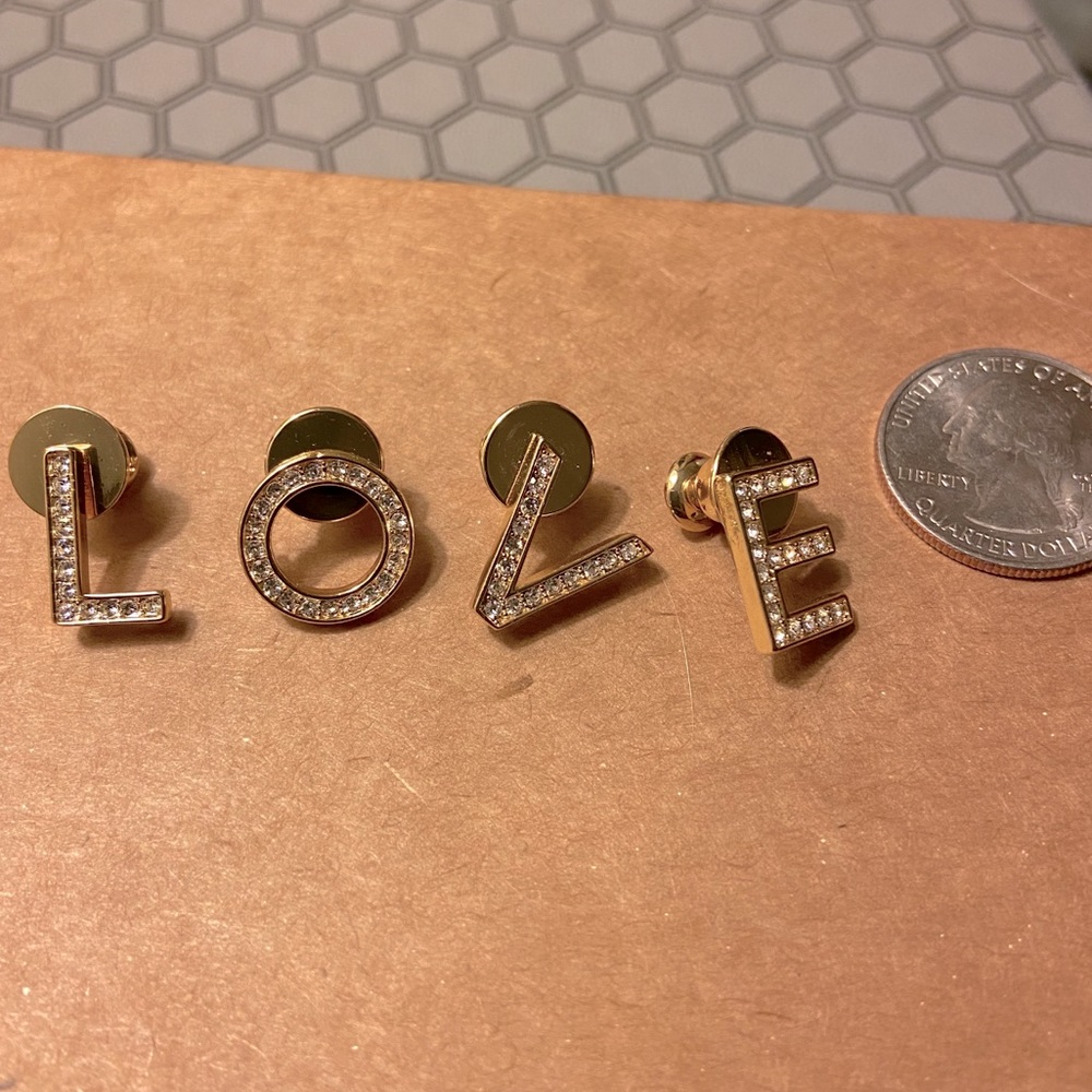 LOVE pins! 🥰